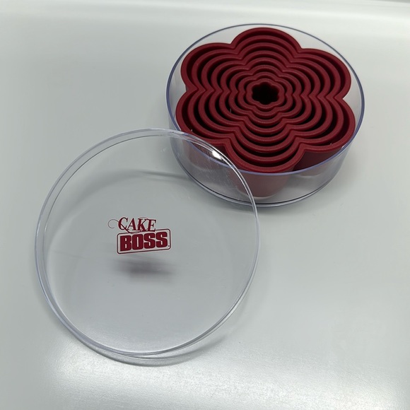 Cake Boss Other - Cake Boss Flower Cookie/Biscuit Cutters